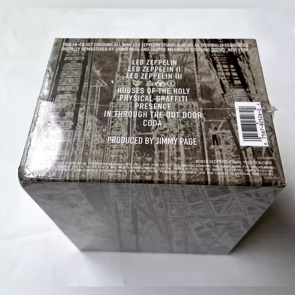 Led Zeppelin The Complete Studio Recordings 10 CD Box Set Brand New Sealed - Picture 3 of 8